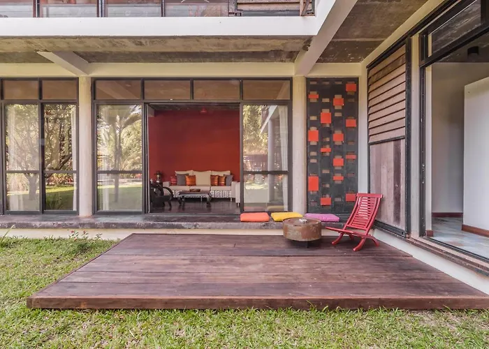 Redbox House - Private Luxury Modern Style 5 Bedrooms Dom wakacyjny Siem Reap
