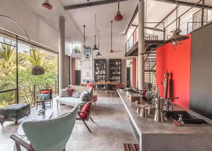 Redbox House - Private Luxury Modern Style 5 Bedrooms Dom wakacyjny *