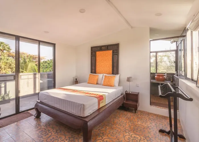 Redbox House - Private Luxury Modern Style 5 Bedrooms Dom wakacyjny Siem Reap